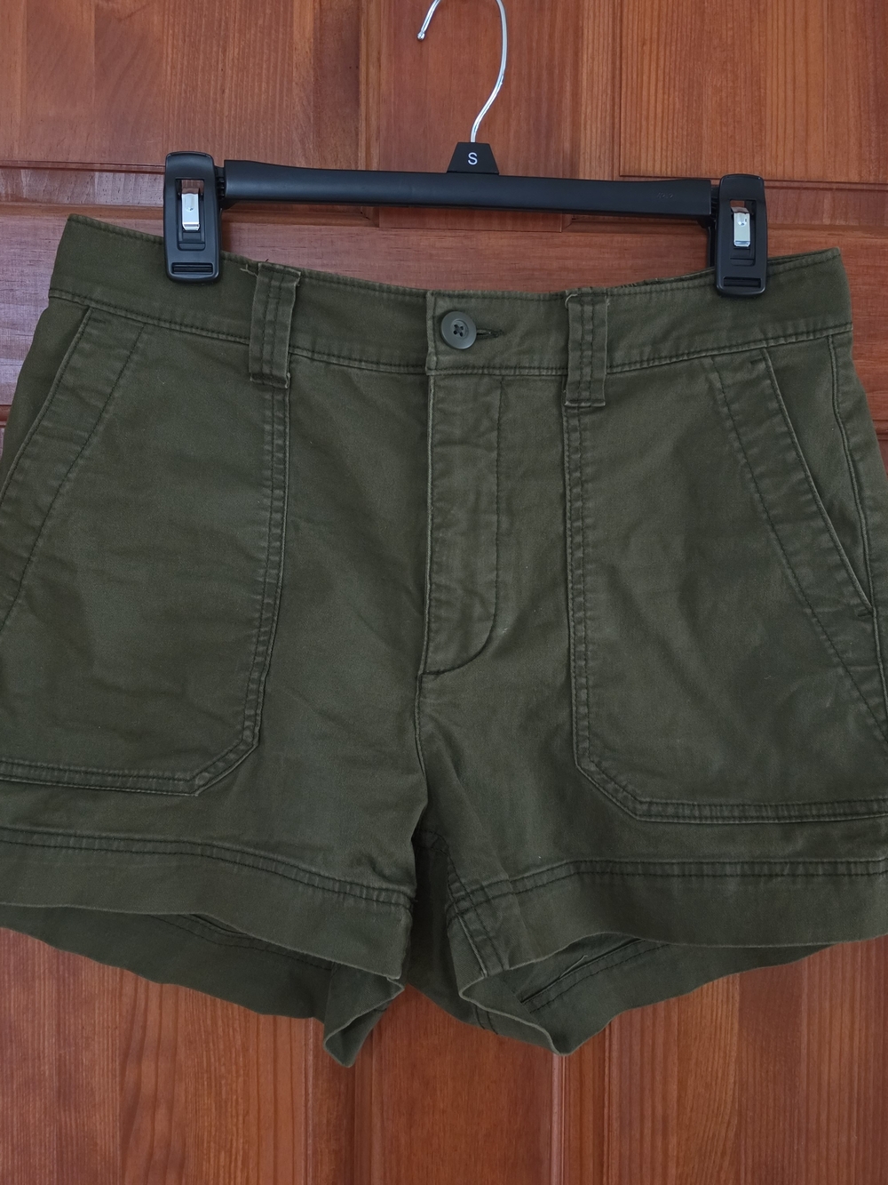 Old Navy Olive Green High-Rise Utility Shorts, Size M